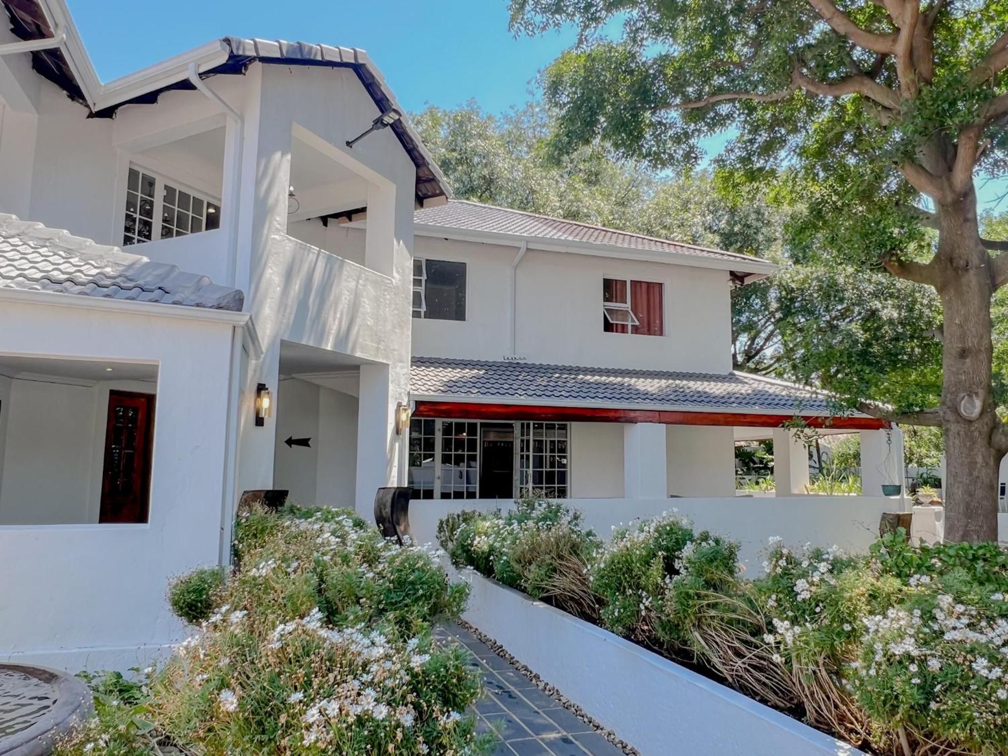 Amoris Guesthouse - In Brooklyn Pretoria Exterior photo